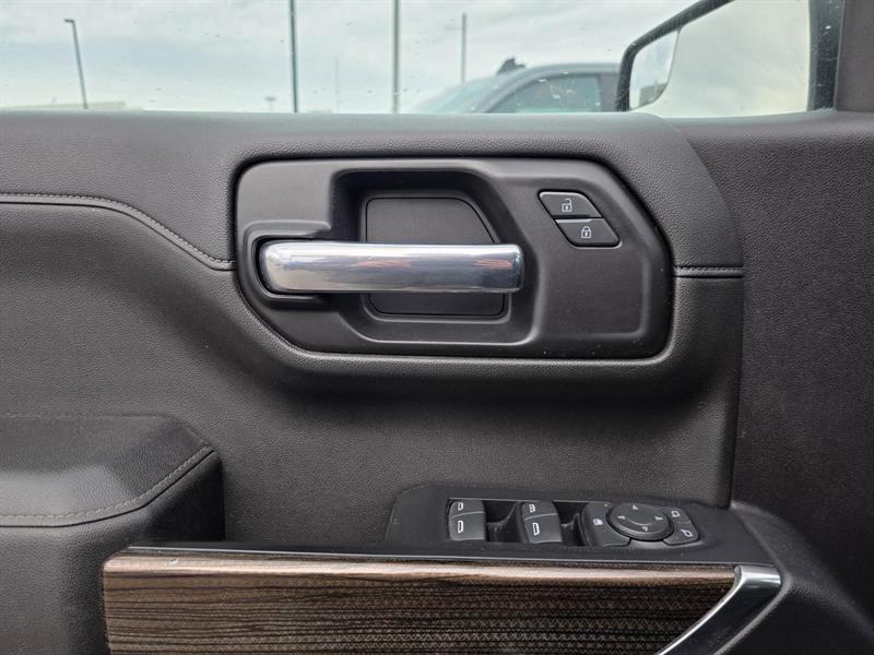 chevrolet Silverado 1500 2021 - 16