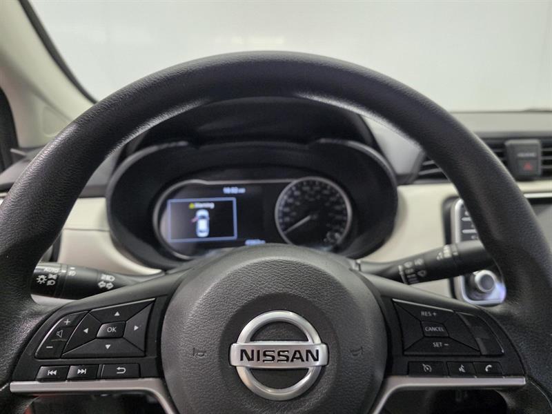 nissan Versa 2022 - 18