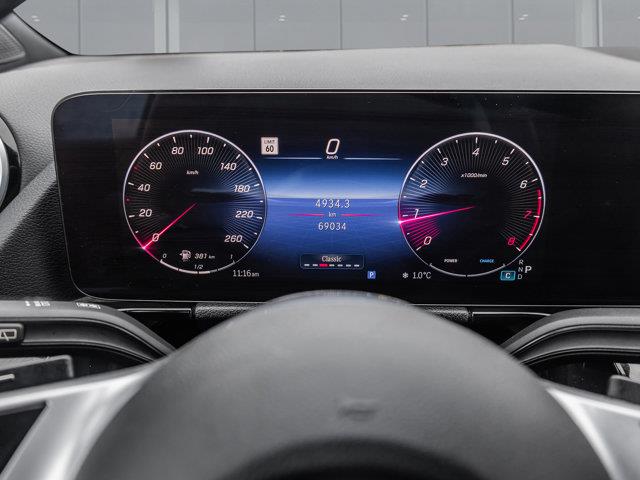 mercedes-benz GLA 250 2024 - 10