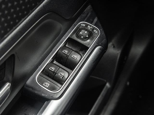 mercedes-benz GLA 250 2024 - 11
