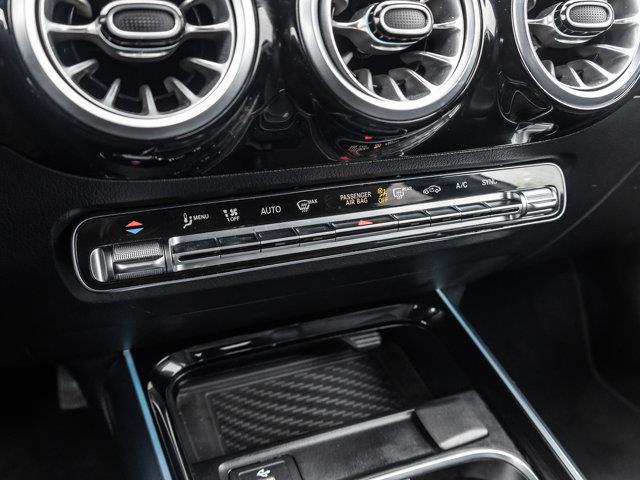 mercedes-benz GLA 250 2024 - 17