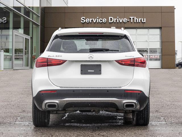 mercedes-benz GLA 2024 - 8