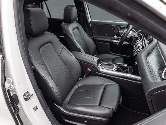 mercedes-benz GLA 2024 - 25