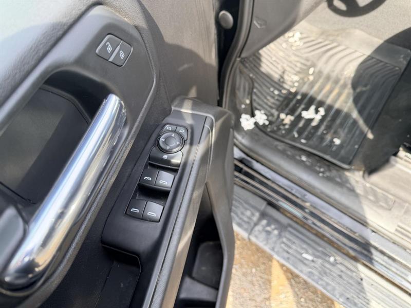 chevrolet Silverado 1500 2022 - 16