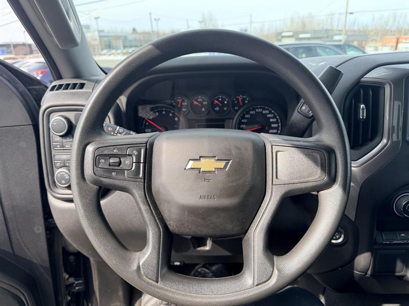 chevrolet Silverado 1500 2022 - 18