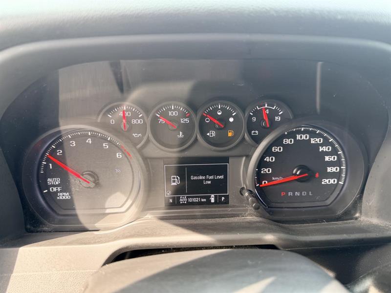 chevrolet Silverado 1500 2022 - 19