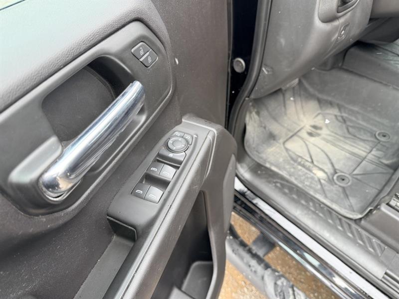chevrolet Silverado 1500 2024 - 16