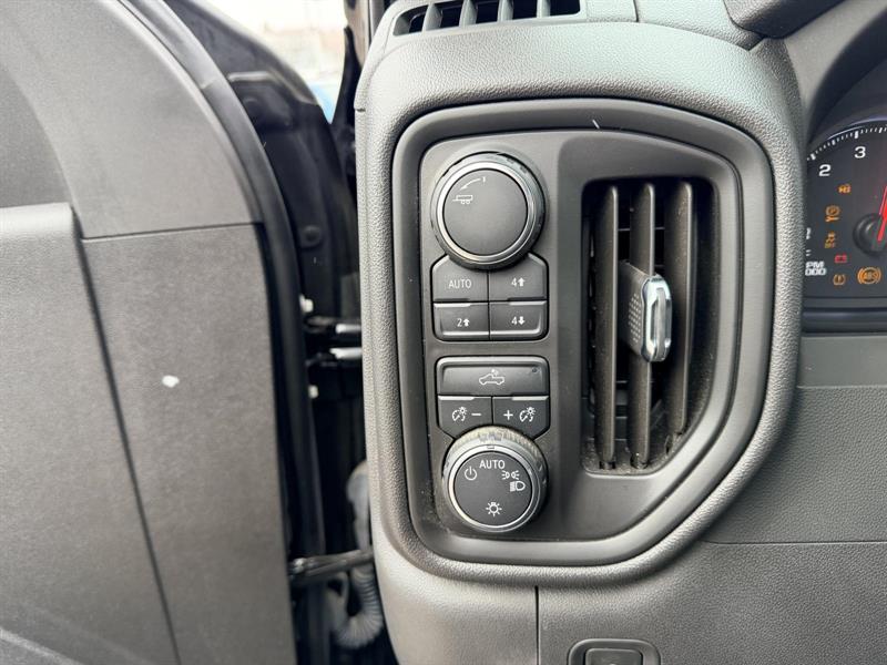 chevrolet Silverado 1500 2024 - 18
