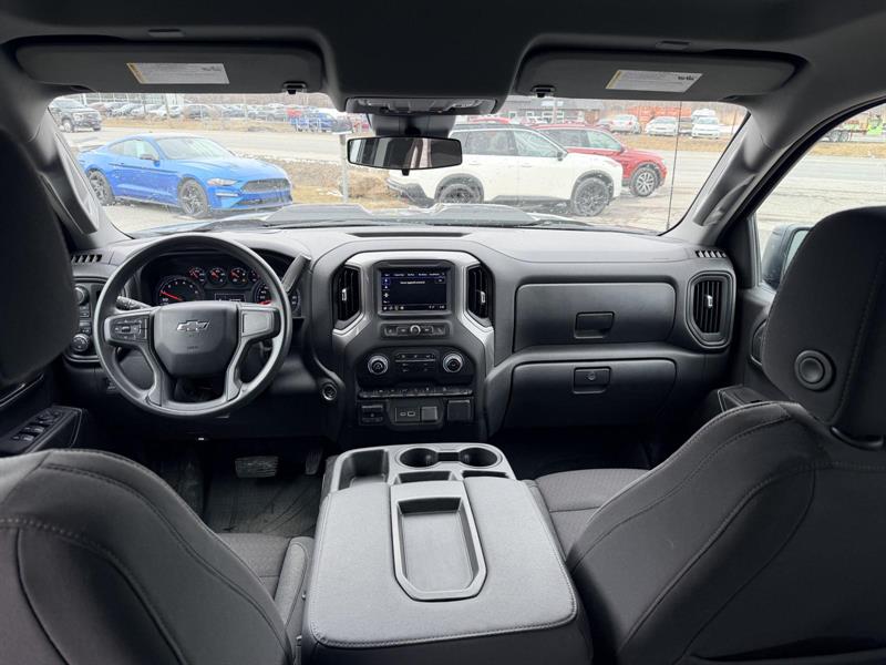 chevrolet Silverado 1500 2024 - 26