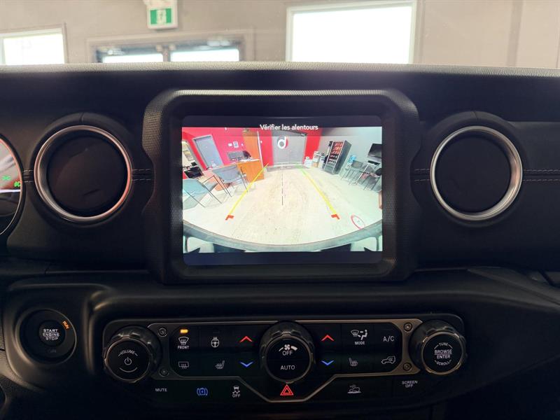 jeep Wrangler 2022 - 25