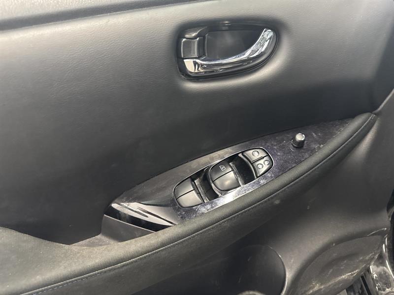 nissan LEAF 2022 - 9