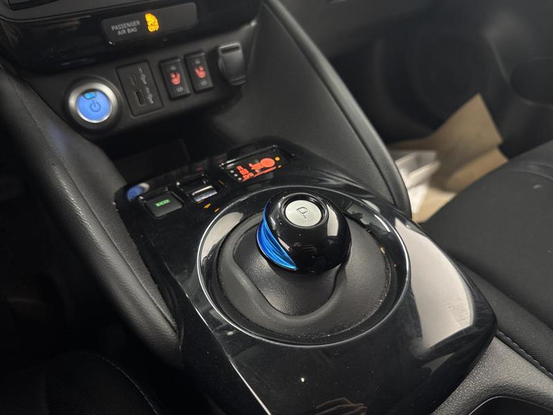 nissan LEAF 2024 - 17