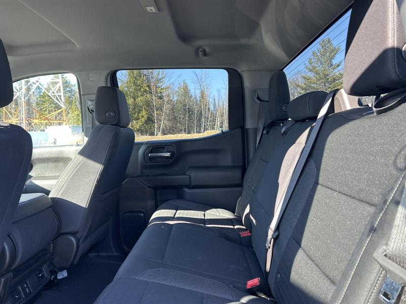 chevrolet Silverado 1500 2024 - 11
