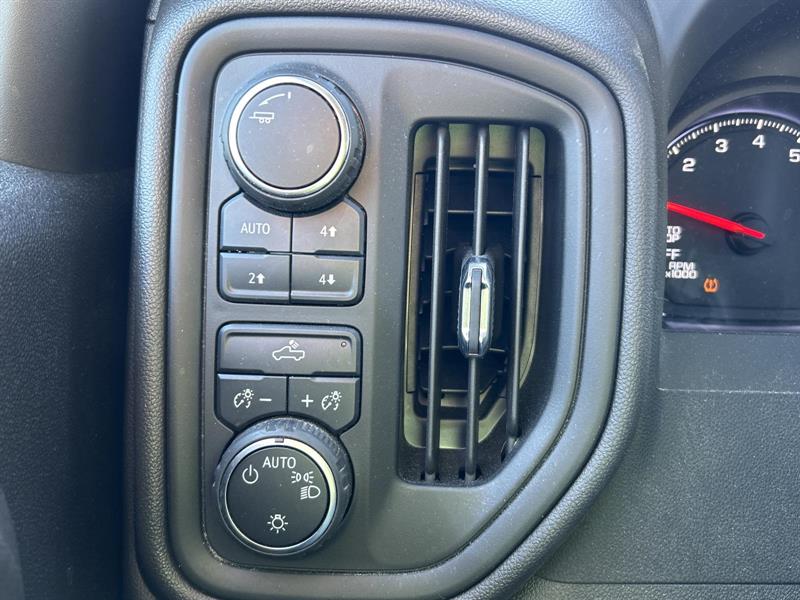 chevrolet Silverado 1500 2024 - 18