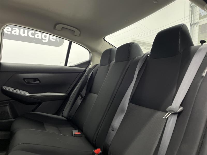nissan Sentra 2024 - 9