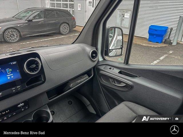 mercedes-benz eSprinter Cargo Van 2025 - 11