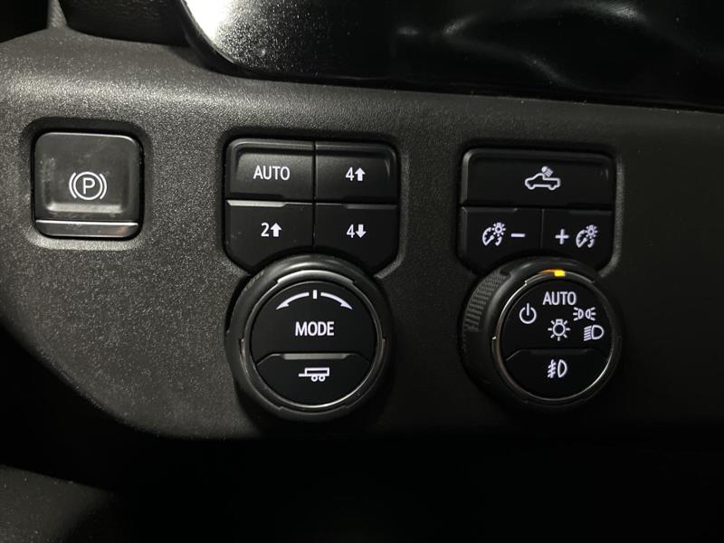 chevrolet Silverado 1500 2024 - 14