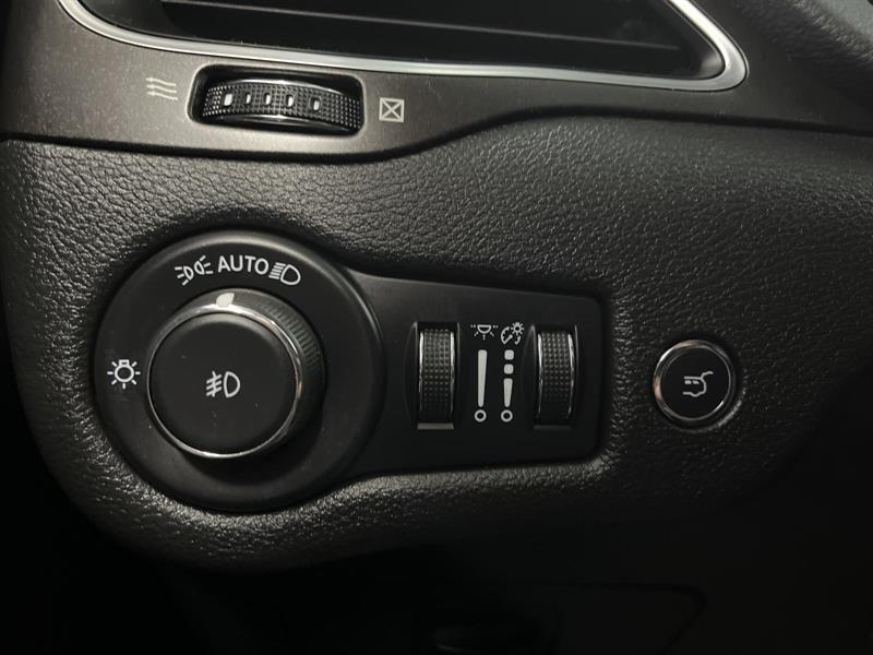jeep Cherokee 2022 - 14