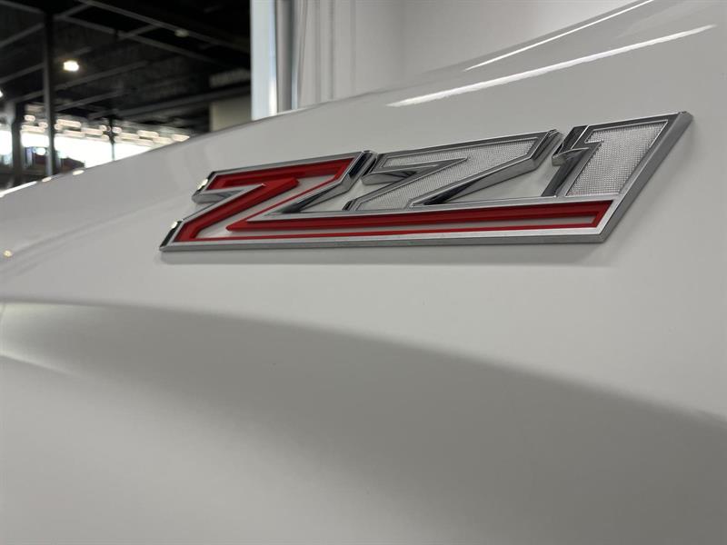 chevrolet Silverado 1500 2024 - 24