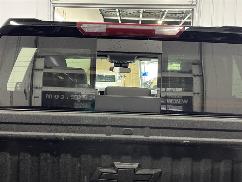 chevrolet Silverado 1500 2024 - 23