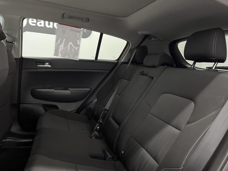 kia Sportage 2022 - 10