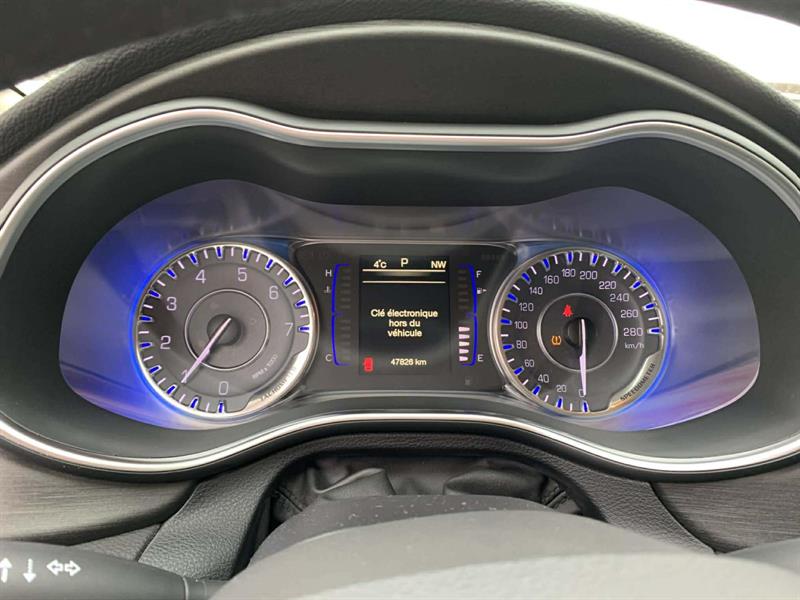 chrysler 200 2016 - 15