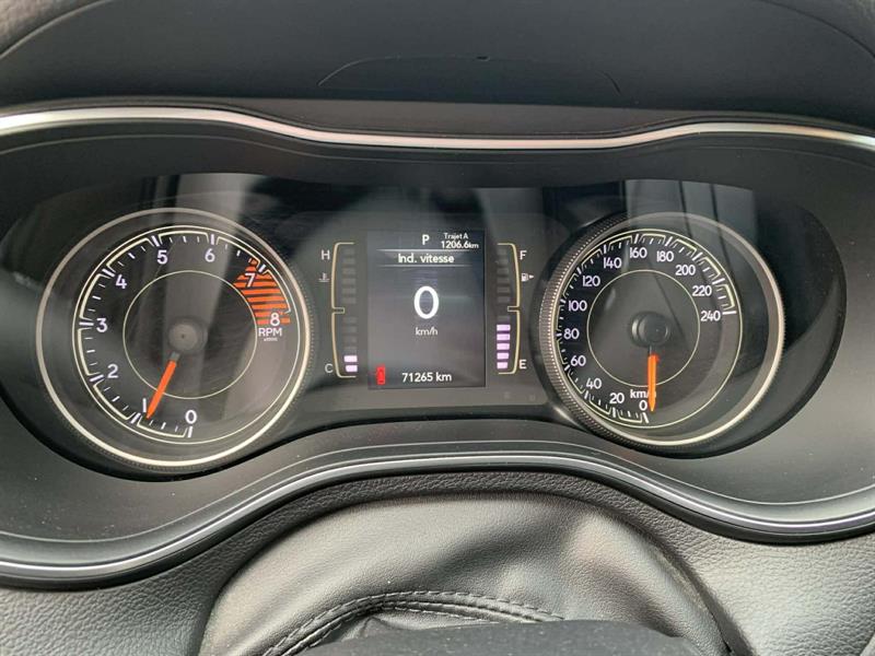 jeep Cherokee 2019 - 14