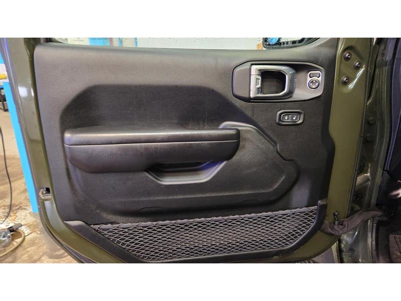 jeep Wrangler 2021 - 9