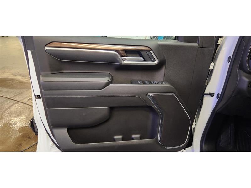 chevrolet Silverado 1500 2025 - 8