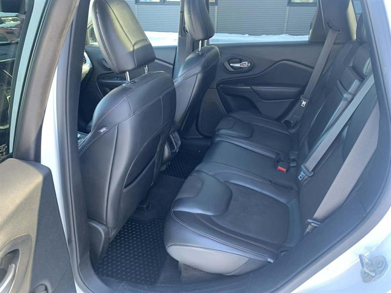 jeep Cherokee 2016 - 9