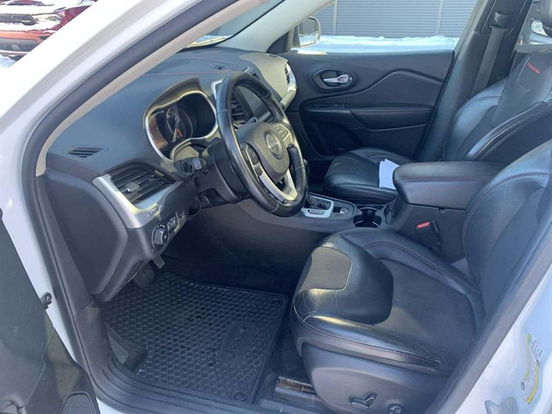 jeep Cherokee 2016 - 12