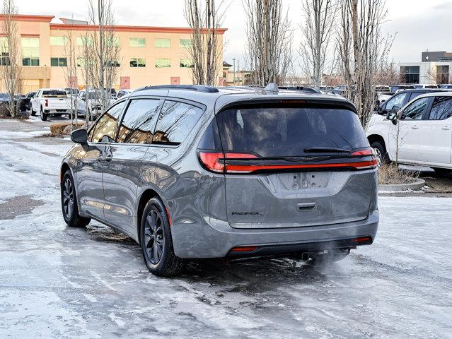 chrysler Pacifica 2022 - 11
