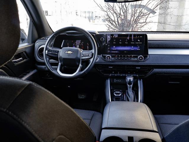 chevrolet Colorado 2023 - 26