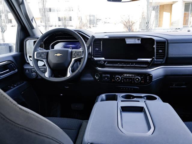 chevrolet Silverado 2500HD 2025 - 26