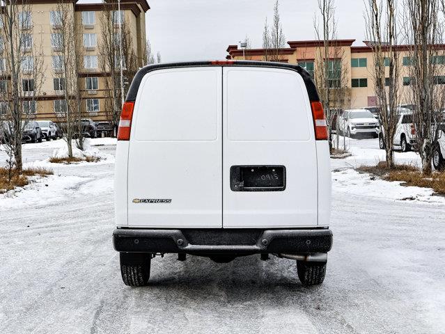 chevrolet Express Cargo Van 2025 - 12