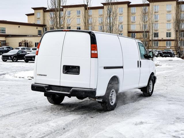 chevrolet Express Cargo Van 2025 - 13