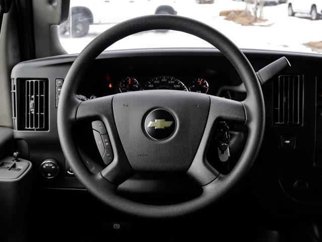 chevrolet Express Cargo Van 2025 - 26