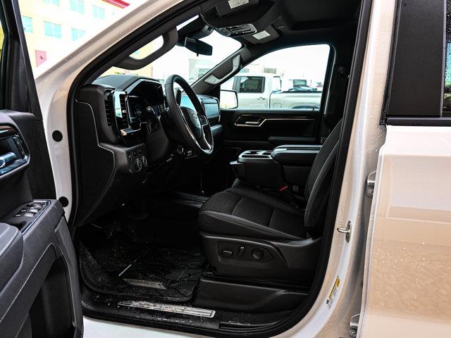 chevrolet Silverado 1500 2025 - 16