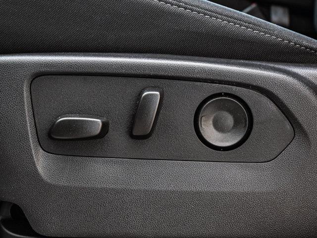 chevrolet Silverado 1500 2025 - 19