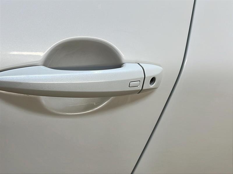 nissan Rogue 2023 - 25