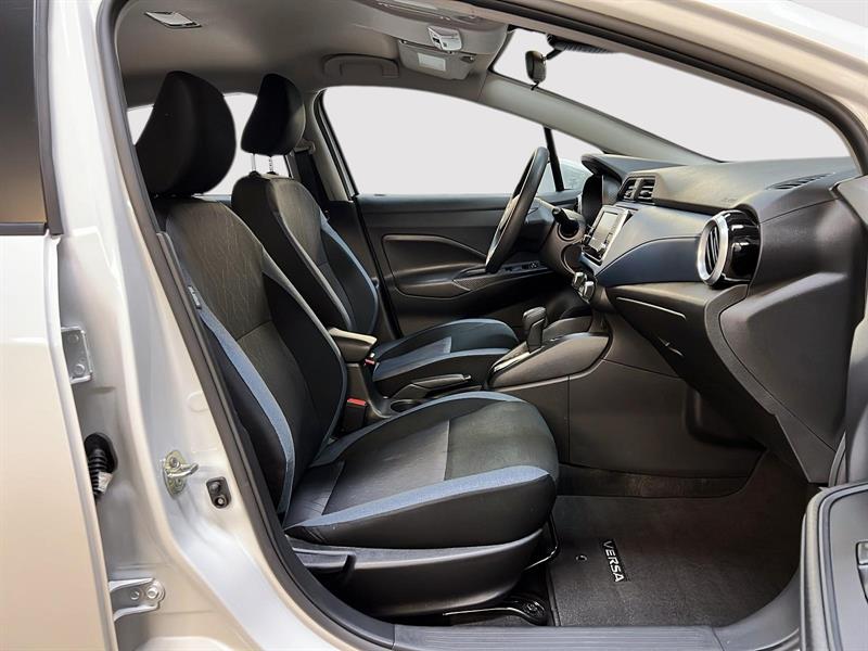 nissan Versa 2025 - 8