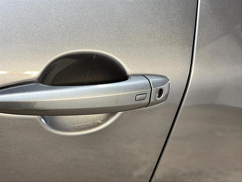 nissan Rogue 2023 - 25