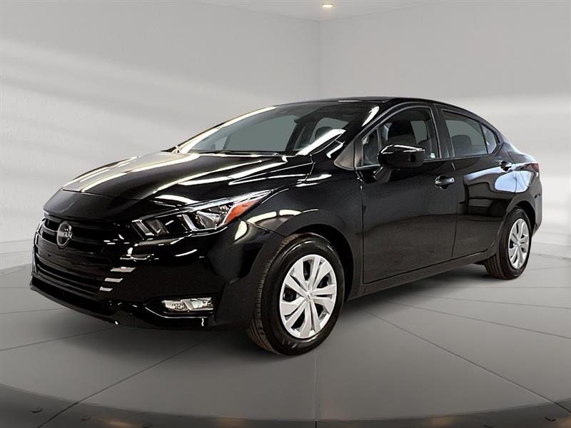nissan Versa 2025