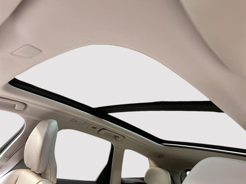 volvo XC60 2023 - 10