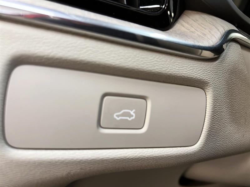 volvo XC60 2023 - 24