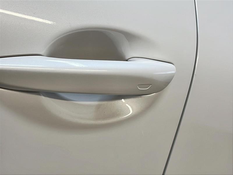 mazda CX-30 2023 - 24