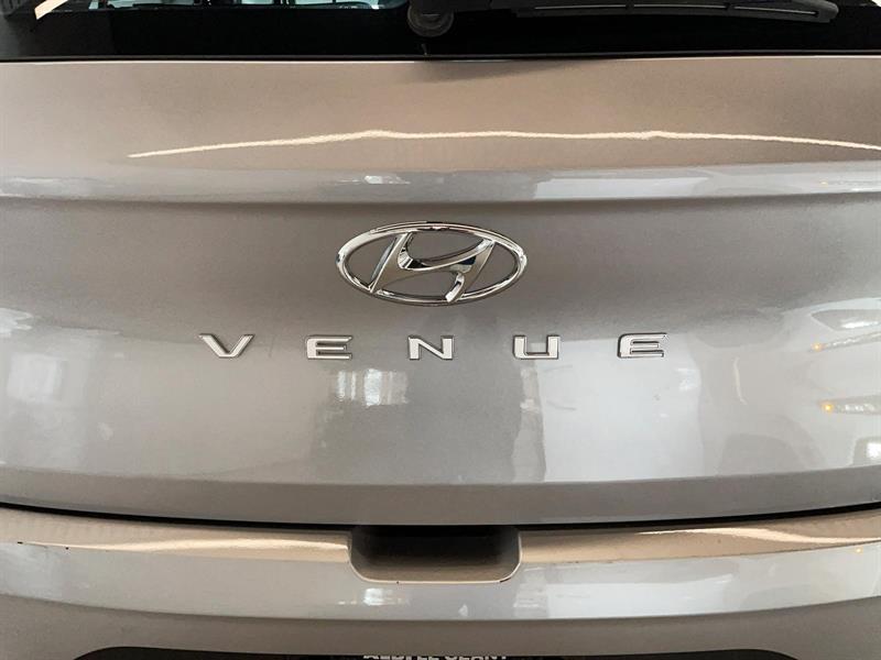hyundai Venue 2023 - 21