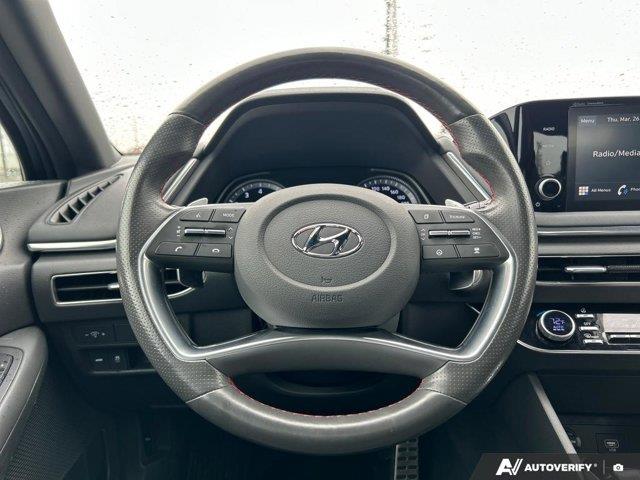 hyundai Sonata 2022 - 17