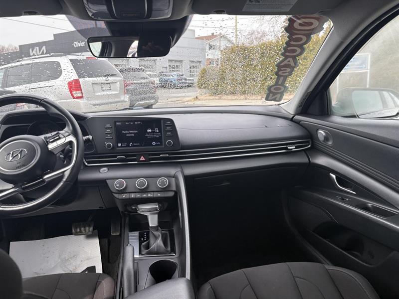 hyundai Elantra 2022 - 22
