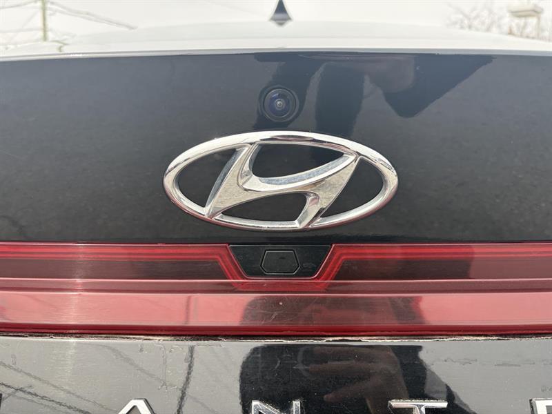 hyundai Elantra 2022 - 25